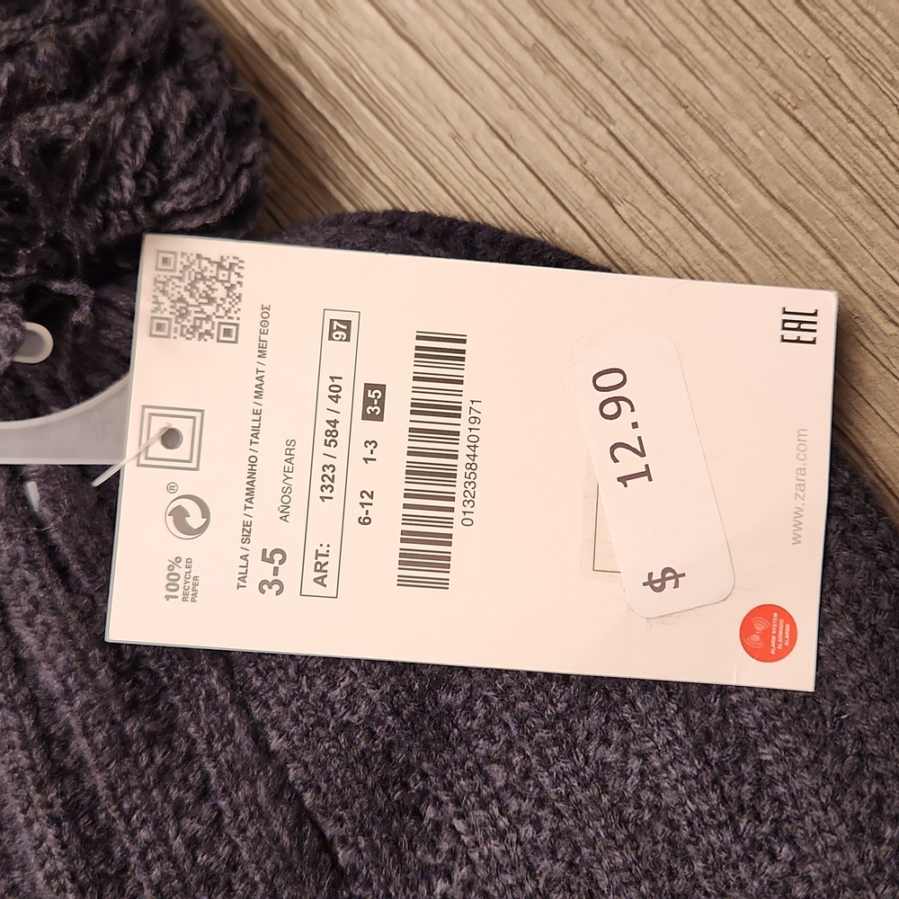 NWT kids unisex winter hat from Zara - Picture 3 of 3